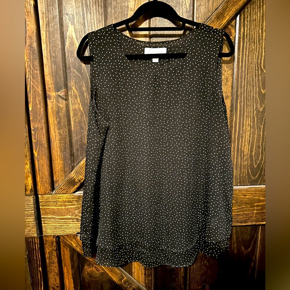 Cristina B polka dot scoop neck chiffon top w/high-low hem. Large, sleeveless